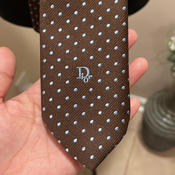 CHRISTIAN DIOR Polka Dot Necktie - Picture 3 of 8